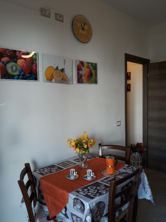 Holiday House Marlin Джардини-Наксос Экстерьер фото